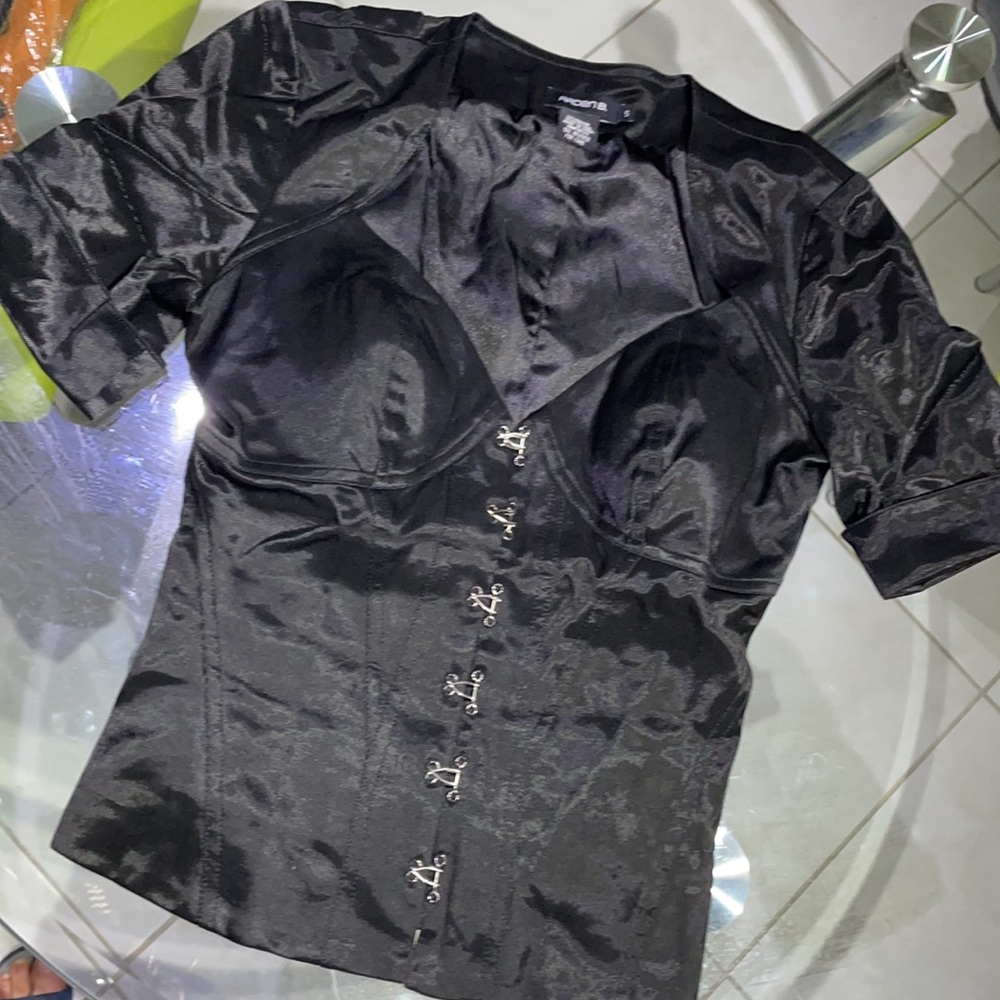 Arden B Blouse short sleeve jacket